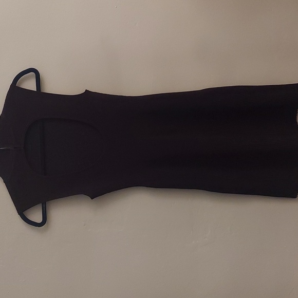 THEORY Cutout Metallic Ribbed Knit Fit-and-Flare Sleeveless Dress In Merlot - Picture 13 of 16